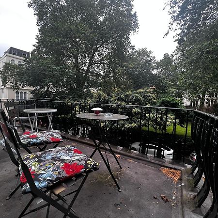 Hyde Park Studio Has Private Balcony With Tranquil Garden View London Exterior photo