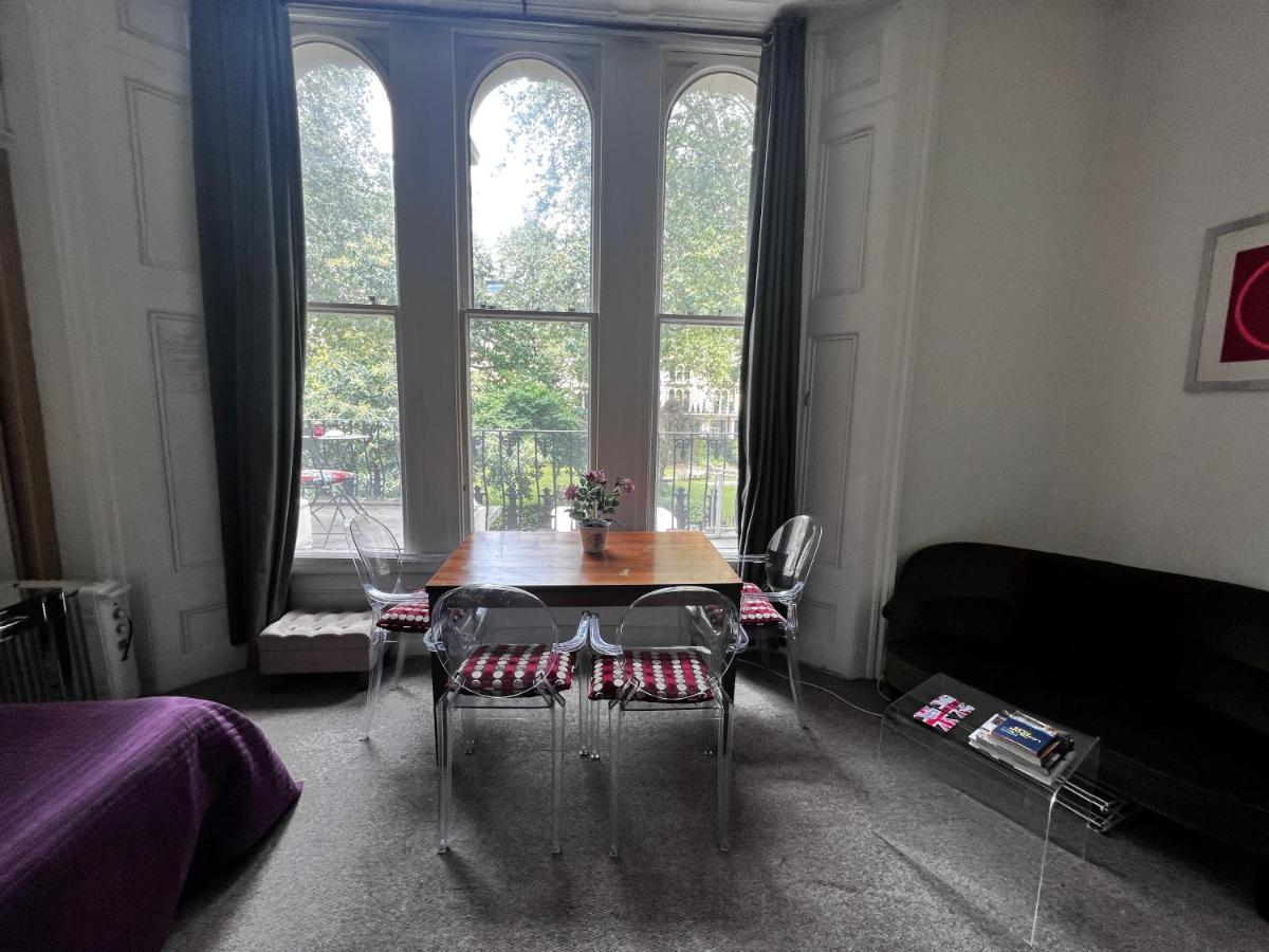 Hyde Park Studio Has Private Balcony With Tranquil Garden View London Exterior photo
